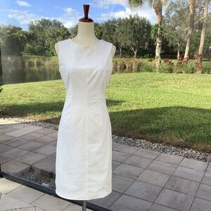 Dolce and Gabbana Off White Sleeveless Sheath Dress EUC Size IT 46 /US 10